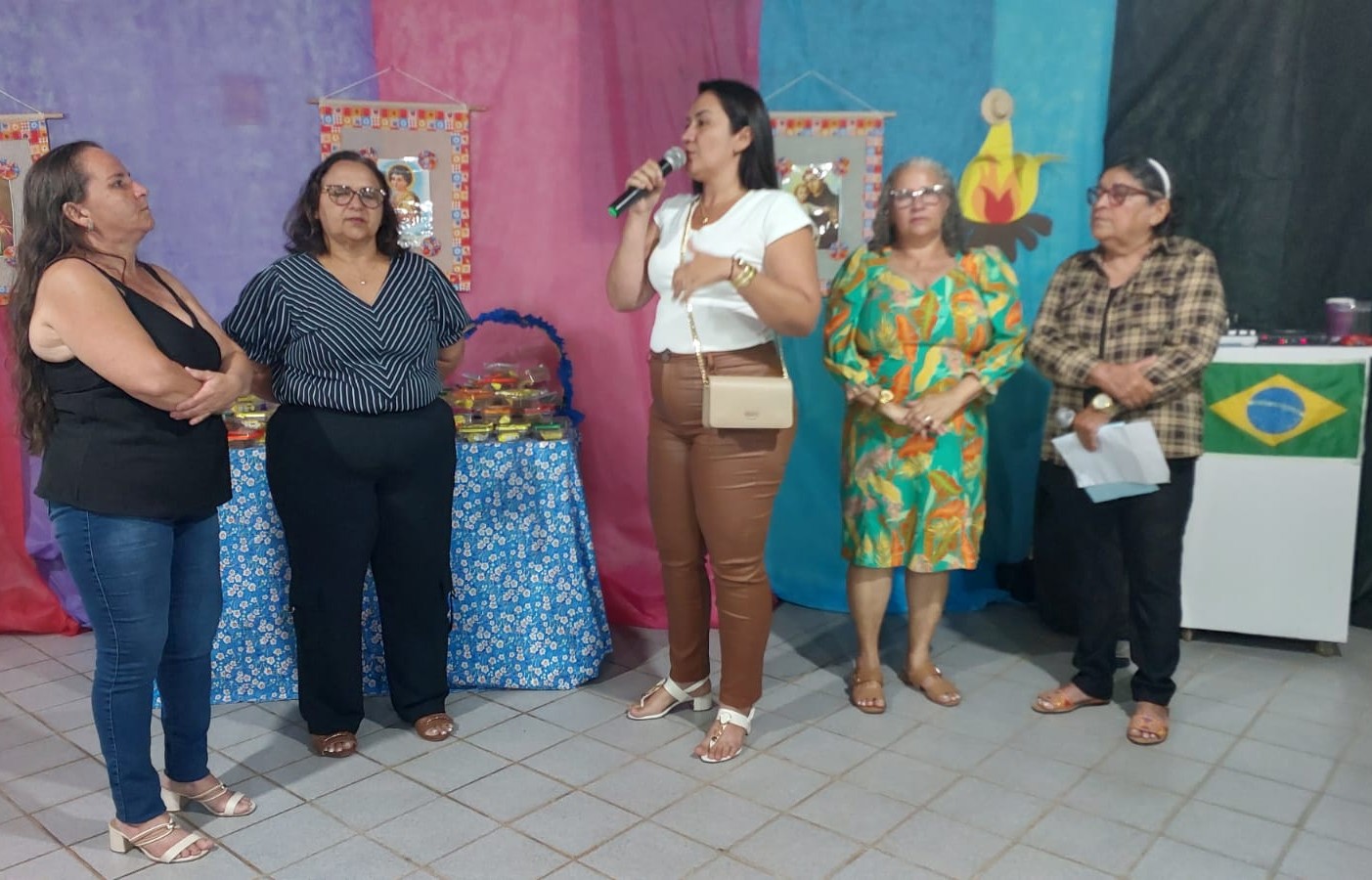 ASSOCIAÇÃO COMUNITÁRIA DO CARDOSO I REALIZA JANTAR EM HOMENAGEM AOS SÓCIOS E REÚNE LIDERANÇAS DA COMUNIDADE